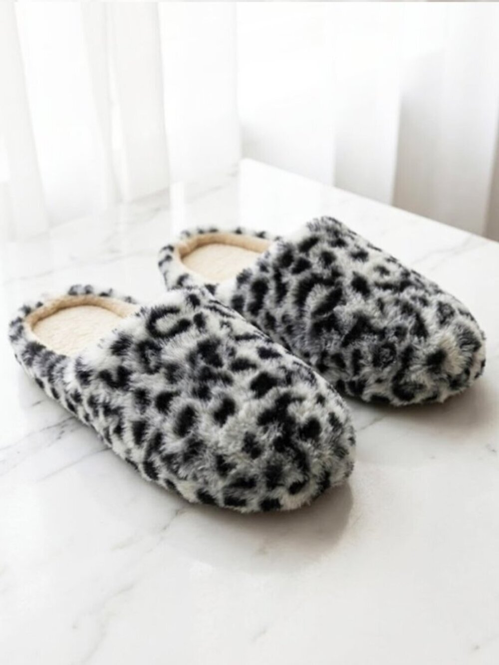 Ladies Leopard Slippers